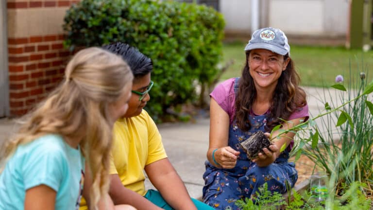 planting-with-students_1920x1080